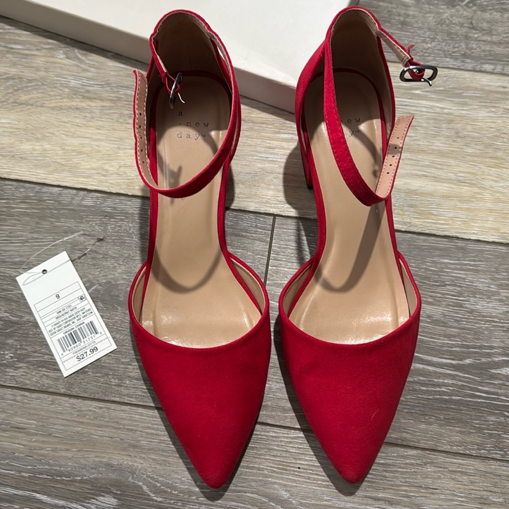 Red strap low heel shoes